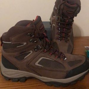 Magellan outdoor hiking boots